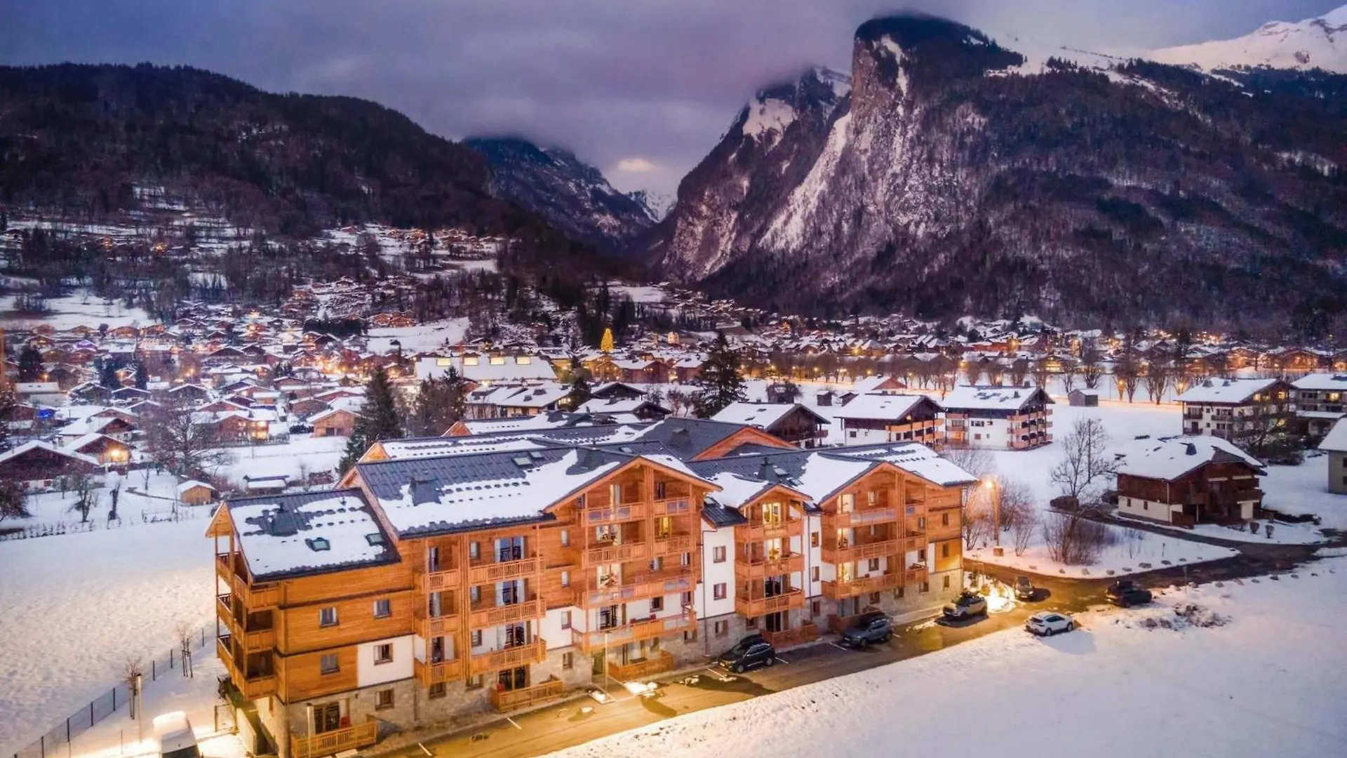 5 Pieces 10 Pers Vue Montagne Apartment Samoens 0*,  France