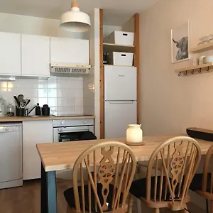 Rez-de-chaussee, Cosy T3 4 A 6 Pers Avec Piscines Interieure & Exterieure A En Haute-savoie Appartement